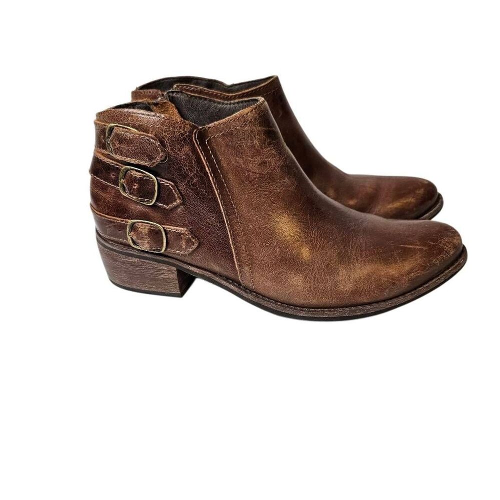 Matisse brown leather booties, western, cabincore vibe. 8.